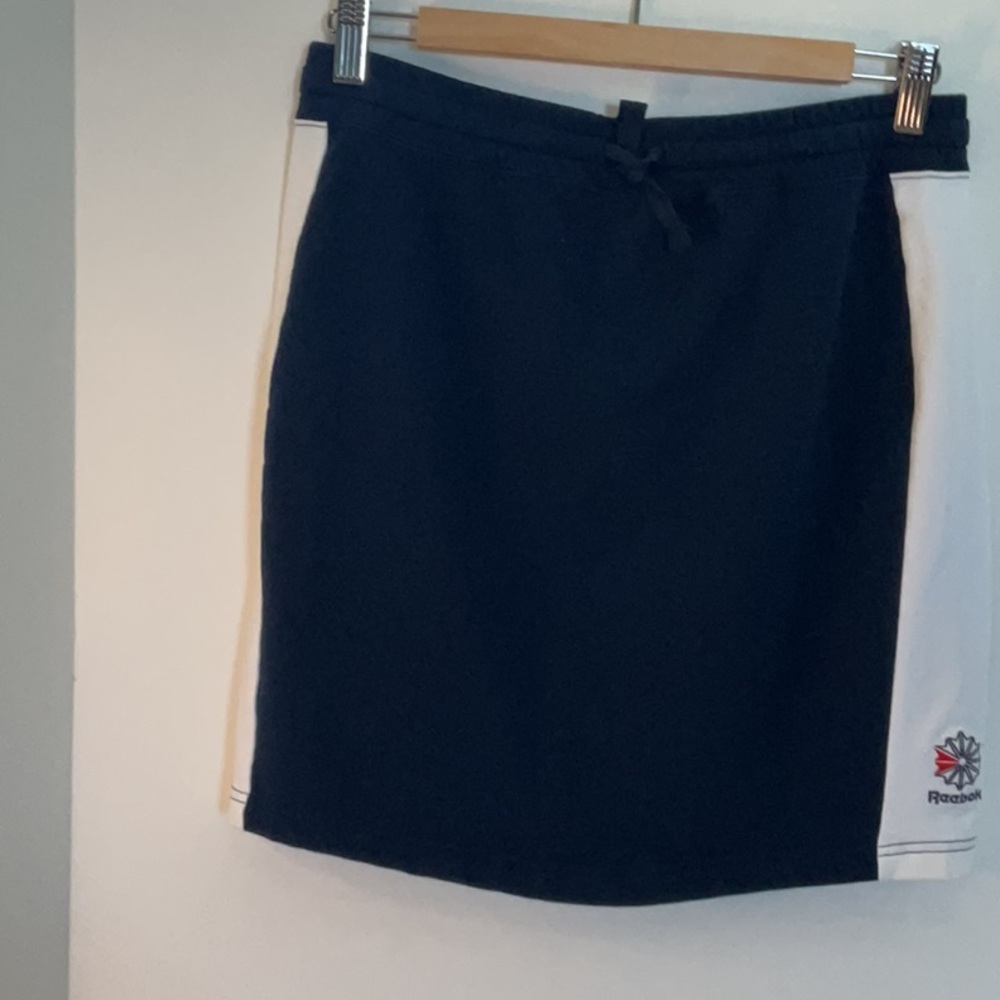Reebok Navy and White Skirt